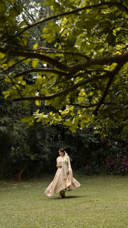 Ethereal Ivory Premium Lightroom Presets